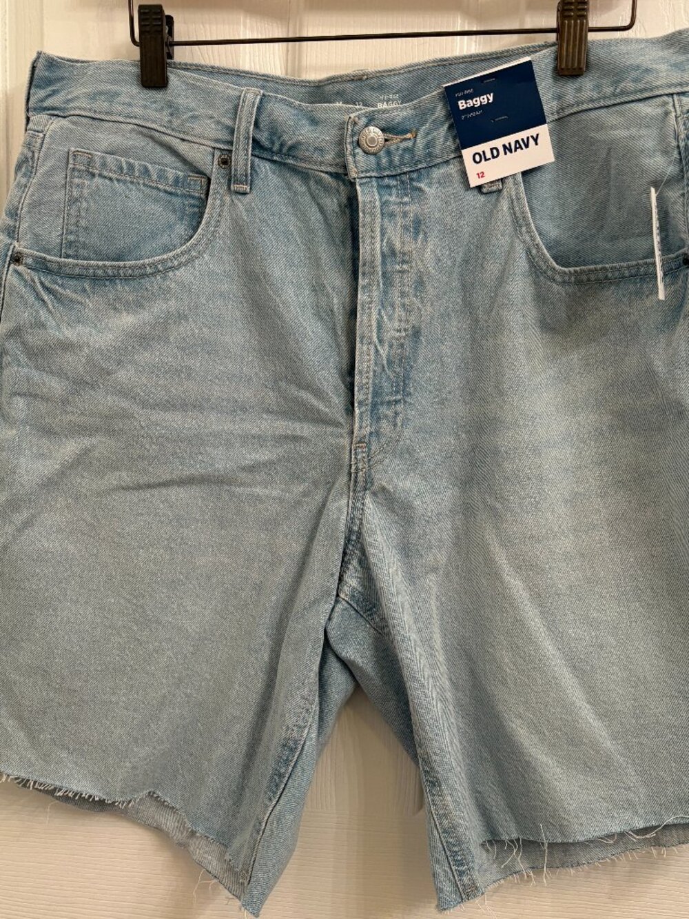 Old Navy Mid Rise Baggy Cut Off Jean Bermuda Dad Button Fly Shorts Sz 12 NWT